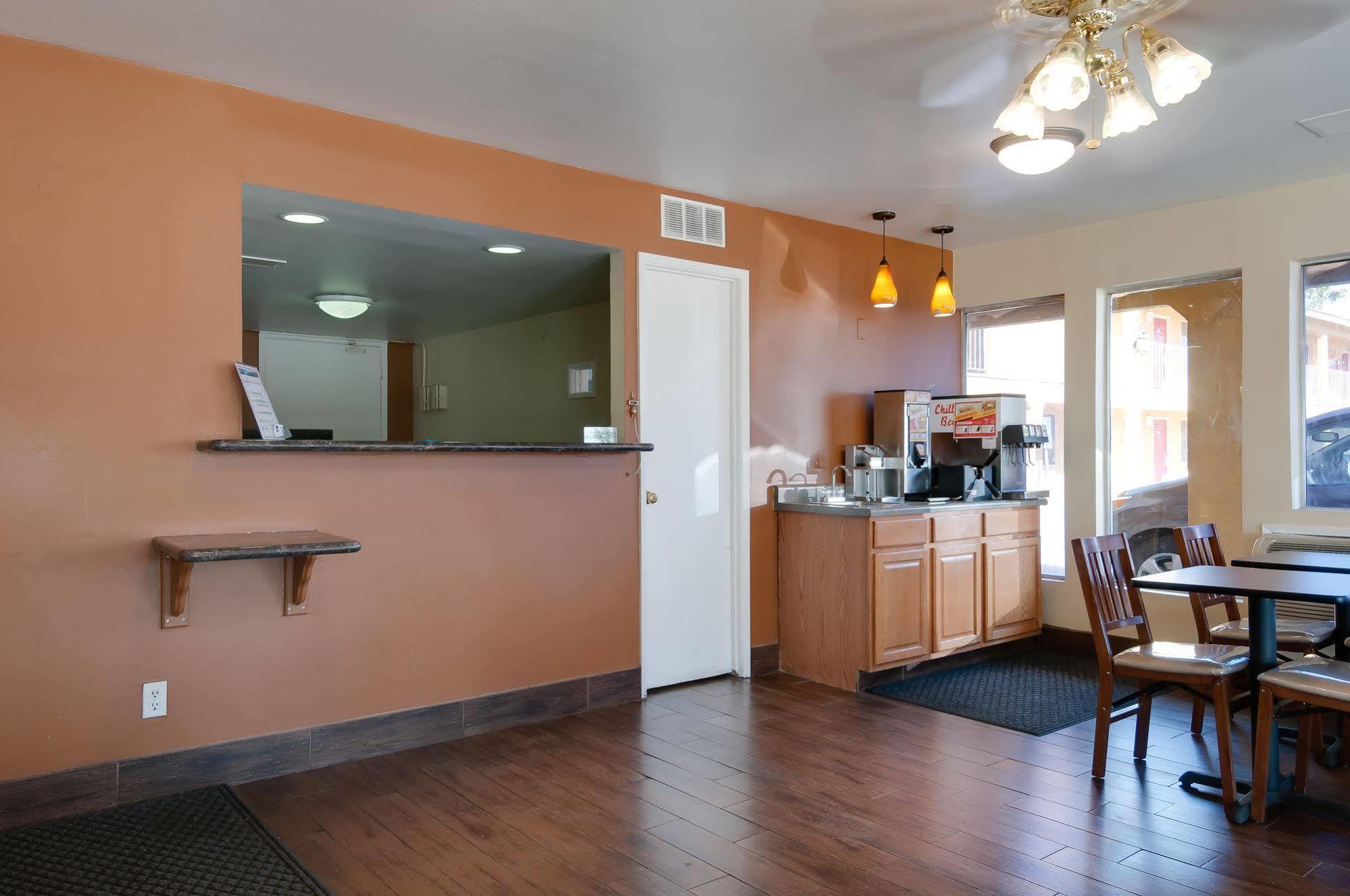 Vagabond Inn Buttonwillow I-5 Exit 253 Bakersfield Exteriér fotografie